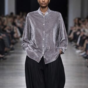 Gap Vintage Y2K Frog Button Pastel Purple Velvet Button Up Blouse